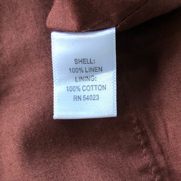 Banana Republic Burgundy Skirt WITH POCKETS - Picture 5 of 5